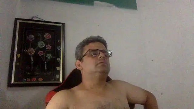 Katracho6969 online show from 15, 4, 2026