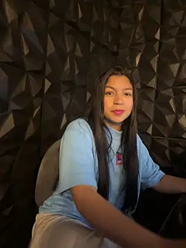 lil charme online show from 27, 10, 2025