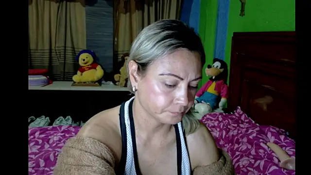  Charlize theron  online show from 21, 4, 2026