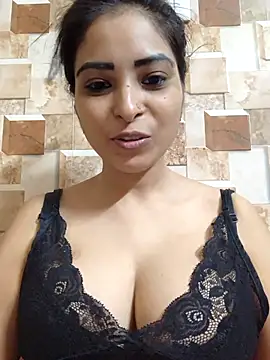 Snapshot of QUEEN-ADITI chatting on 24, 9, 2025 QUEEN-ADITI online show from 24, 9, 2025
