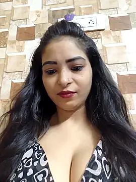 Snapshot of QUEEN-ADITI chatting on 24, 9, 2025 QUEEN-ADITI online show from 24, 9, 2025