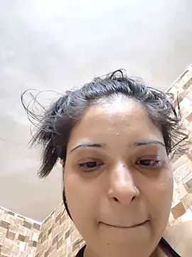 Snapshot of QUEEN-ADITI chatting on 21, 11, 2025 QUEEN-ADITI online show from 21, 11, 2025