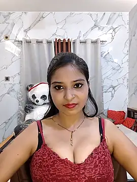 Snapshot of QUEEN-ADITI chatting on 4, 4, 2026 QUEEN-ADITI online show from 4, 4, 2026