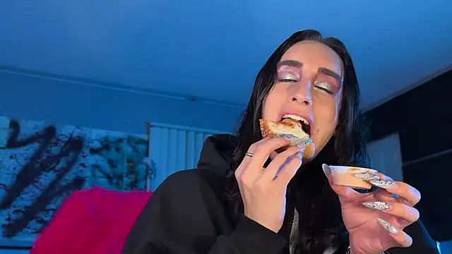 xoFrankie online show from 4, 4, 2026