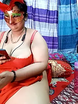 Tanisha-Chy online show from 22, 4, 2026