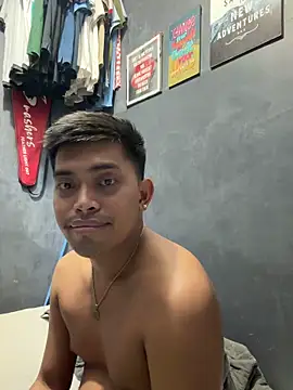 Snapshot of MisterMidnightXXX chatting on 1, 7, 2026 MisterMidnightXXX online show from 1, 7, 2026