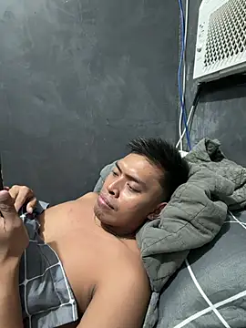 Snapshot of MisterMidnightXXX chatting on 17, 7, 2026 MisterMidnightXXX online show from 17, 7, 2026