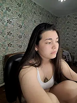 Snapshot of Albi_Glow chatting on 27, 9, 2025 Albi Glow online show from 27, 9, 2025