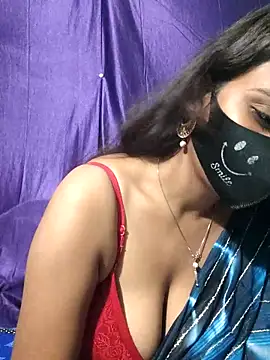 Snapshot of cutie_pei002 chatting on 4, 11, 2025 cutie pei002 online show from 4, 11, 2025