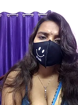 Snapshot of cutie_pei002 chatting on 20, 12, 2025 cutie pei002 online show from 20, 12, 2025