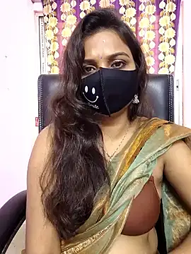 Snapshot of cutie_pei002 chatting on 1, 2, 2026 cutie pei002 online show from 1, 2, 2026