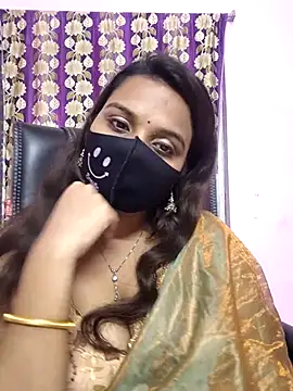 Snapshot of cutie_pei002 chatting on 13, 2, 2026 cutie pei002 online show from 13, 2, 2026