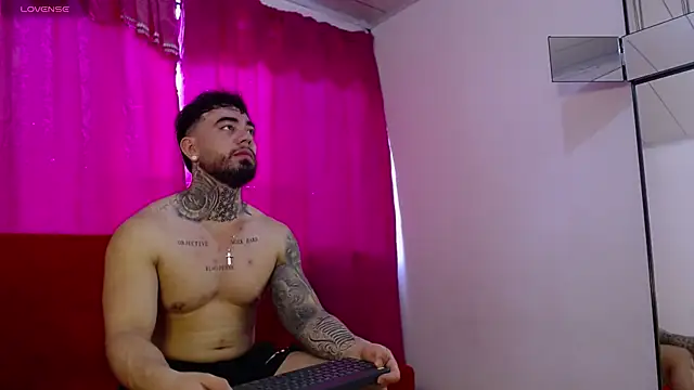 Snapshot of tommyblessd1 chatting on 30, 7, 2026 tommyblessd1 online show from 30, 7, 2026