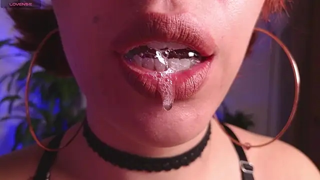 bri von dhara   online show from 24, 4, 2026