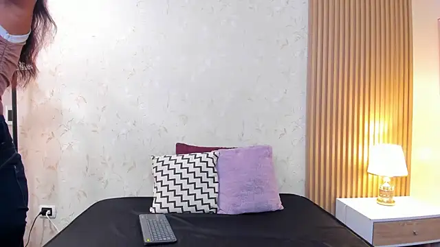 aliceandsia online show from 15, 7, 2026