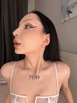 Snapshot of Lina_Thornton_ chatting on 18, 5, 2026 Lina Thornton online show from 18, 5, 2026