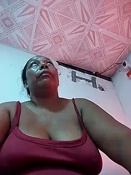 Naomi-Mature online show from 31, 3, 2026