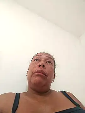 Naomi-Mature online show from 21, 4, 2026