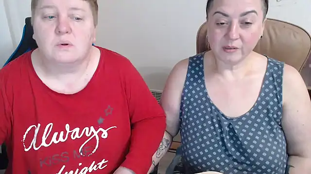 Snapshot of Bertie_Adeline chatting on 26, 11, 2025 Bertie Adeline online show from 26, 11, 2025