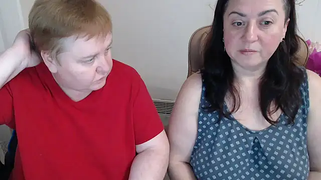 Snapshot of Bertie_Adeline chatting on 16, 12, 2025 Bertie Adeline online show from 16, 12, 2025