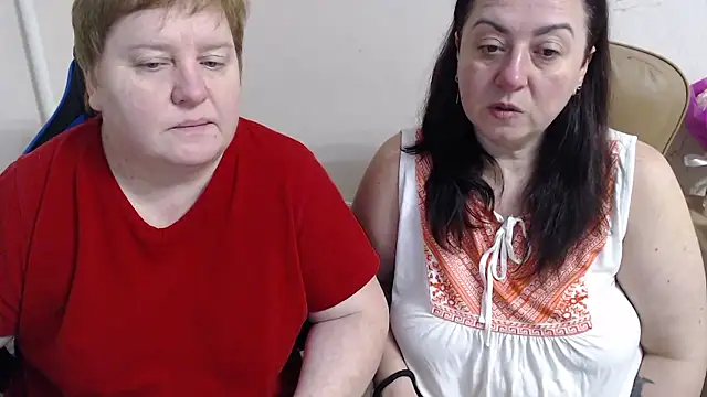 Snapshot of Bertie_Adeline chatting on 12, 1, 2026 Bertie Adeline online show from 12, 1, 2026