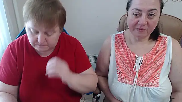 Snapshot of Bertie_Adeline chatting on 15, 1, 2026 Bertie Adeline online show from 15, 1, 2026