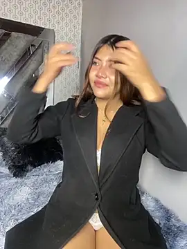 Jasmin Pink online show from 19, 9, 2025