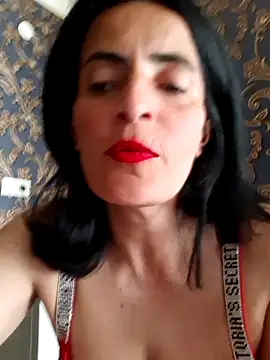 Gecenin Kralicesi online show from 28, 4, 2026