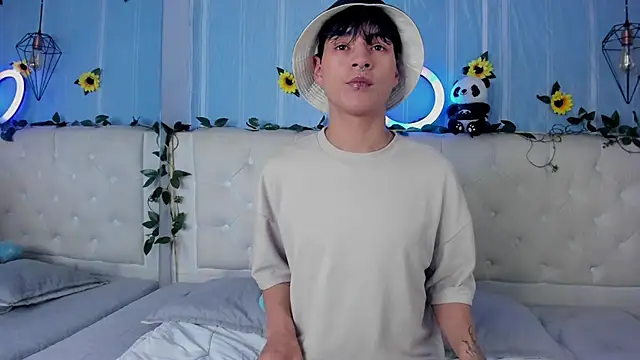 AleAurarashi online show from 3, 12, 2025