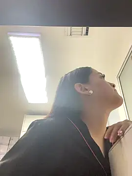 Snapshot of marianm29 chatting on 10, 11, 2025 marianm29 online show from 10, 11, 2025