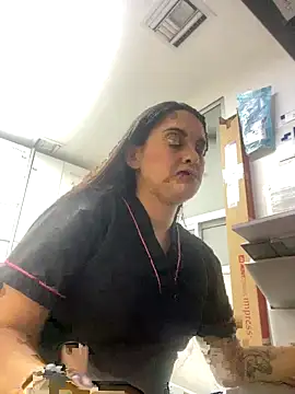 Snapshot of marianm29 chatting on 20, 11, 2025 marianm29 online show from 20, 11, 2025