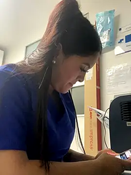 Snapshot of marianm29 chatting on 18, 12, 2025 marianm29 online show from 18, 12, 2025