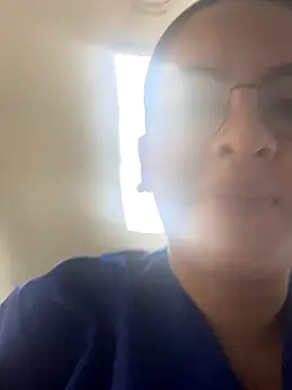 Snapshot of marianm29 chatting on 7, 1, 2026 marianm29 online show from 7, 1, 2026