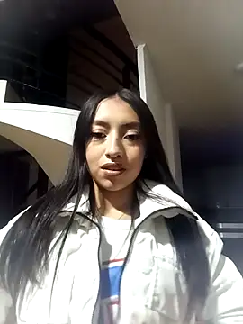 Snapshot of Luna_Moo_ chatting on 25, 9, 2025 Luna Moo online show from 25, 9, 2025