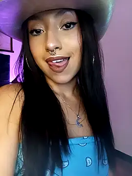 Snapshot of Luna_Moo_ chatting on 9, 10, 2025 Luna Moo online show from 9, 10, 2025