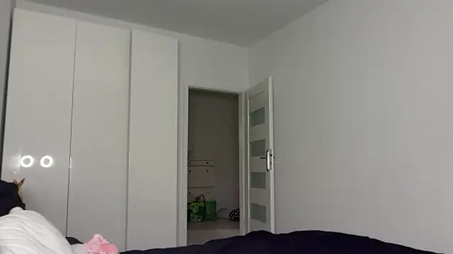 Snapshot of FluffySlutt chatting on 7, 10, 2025 FluffySlutt online show from 7, 10, 2025