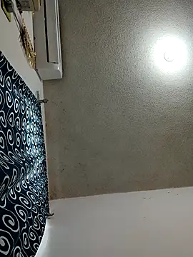 Jovenlechoso2044 online show from 28, 9, 2025