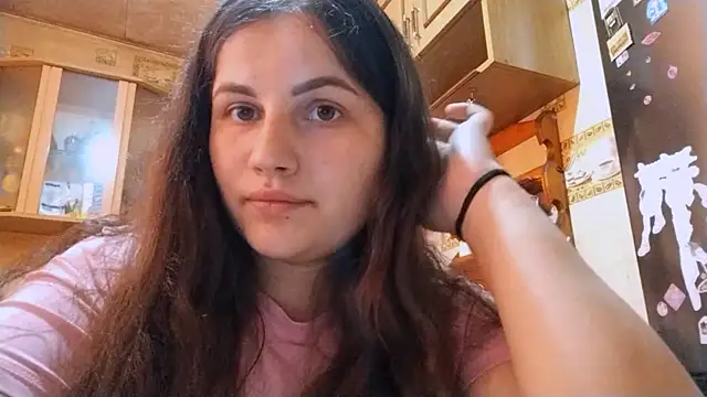 DierdreCousineau online show from 14, 9, 2025