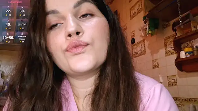 DierdreCousineau online show from 6, 10, 2025