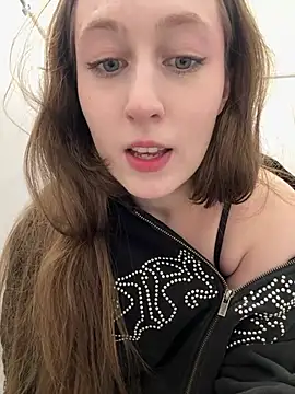 FroggyAnna online show from 7, 7, 2026