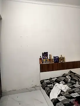 Snapshot of Sexy_vernilla chatting on 7, 10, 2025 Sexy vernilla online show from 7, 10, 2025