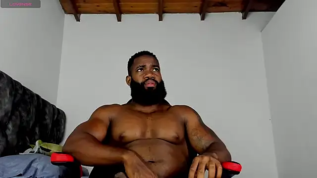 Snapshot of james_musclebbc chatting on 3, 6, 2026 james musclebbc online show from 3, 6, 2026