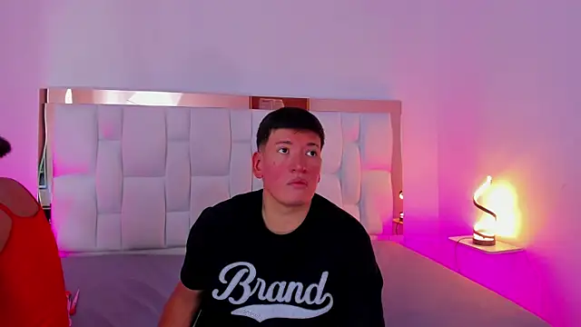 ZoeandEthan online show from 30, 9, 2025