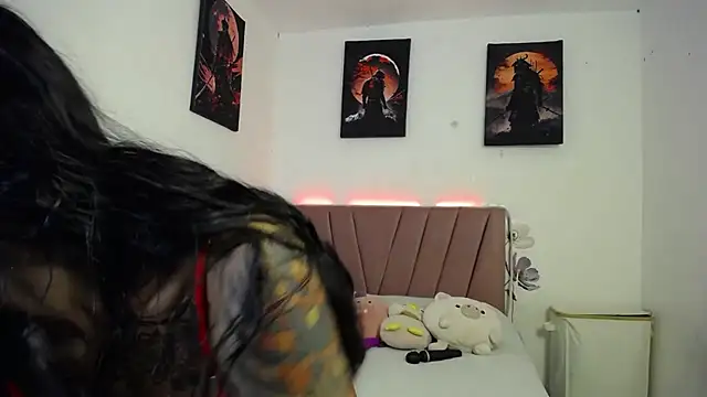 Liahdiaz  online show from 25, 6, 2026