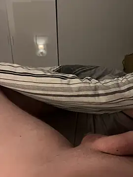 alex110429 online show from 19, 4, 2026