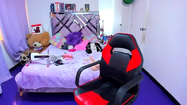 Luna Analya online show from 22, 4, 2026