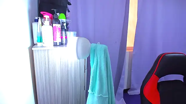 Snapshot of Luna_Analya chatting on 28, 4, 2026 Luna Analya online show from 28, 4, 2026