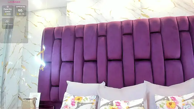 Snapshot of megannherrera chatting on 1, 10, 2025 megannherrera online show from 1, 10, 2025