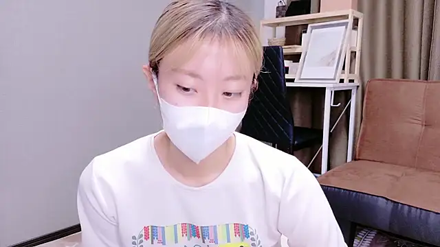 Nana  ch online show from 10, 10, 2025