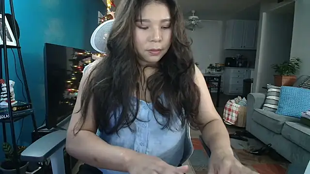 SHEILYN  online show from 18, 11, 2025